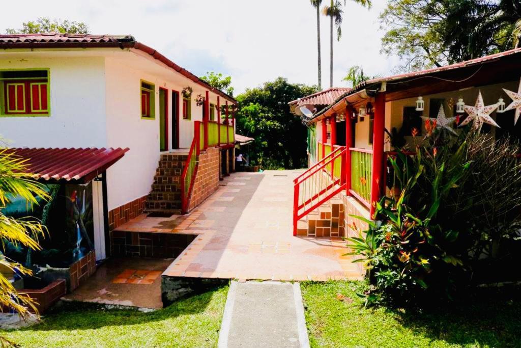 Finca Hotel El Laurel - Parque Del Cafe Montenegro Exterior foto